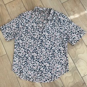 Laura Whitney flower blouse